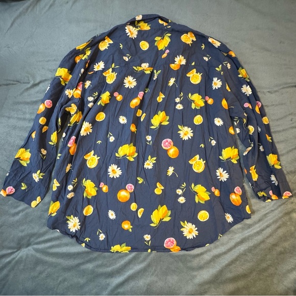 Only Blue Relaxed Button Down Shirt

#1096 - Picture 6 of 6